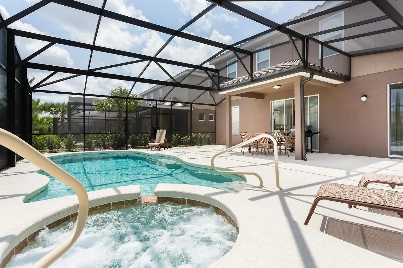 Beautiful Vacation Home With Private Pool And Garage St4328 Davenport Holiday home
